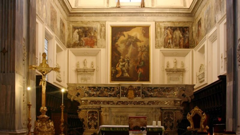 File:Main altar - Sant'Anna dei Lombardi - Naples - Italy 2015.JPG