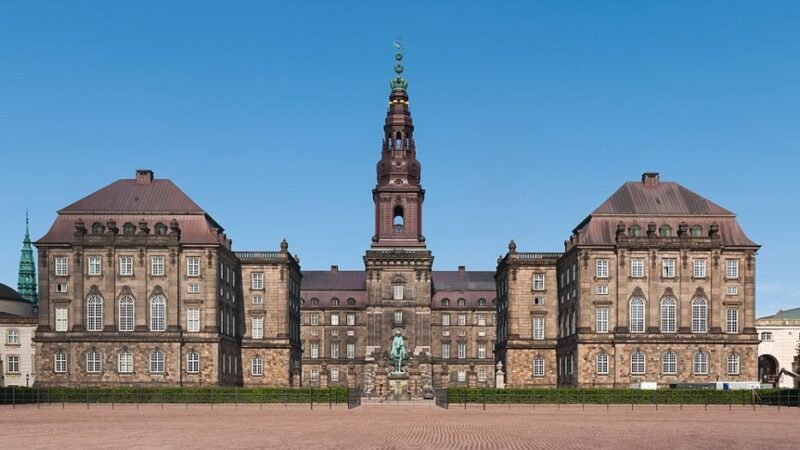 Christiansborg Slot Copenhagen 2014 01