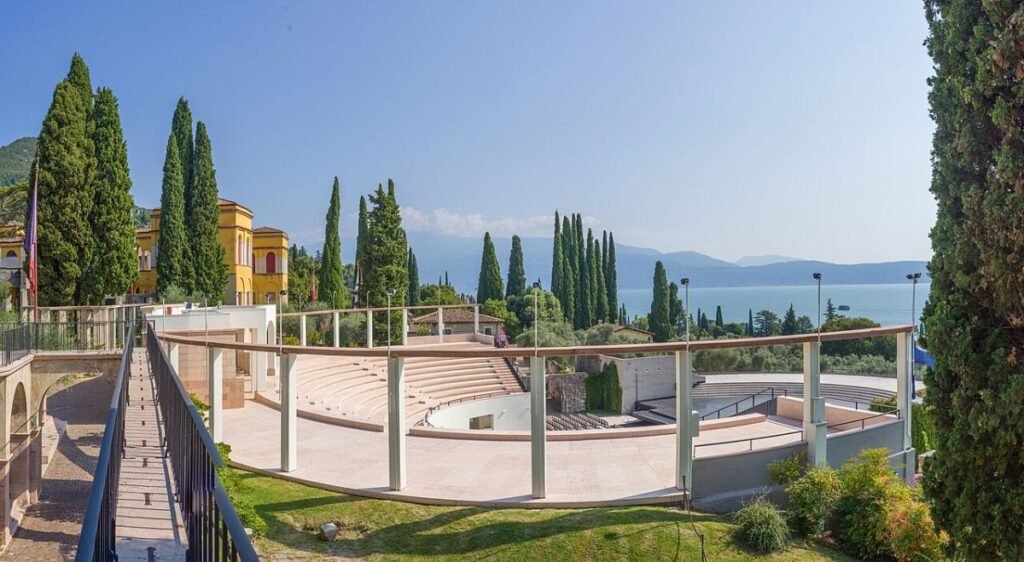 Teatro Parlaggio Vittoriale degli Italiani