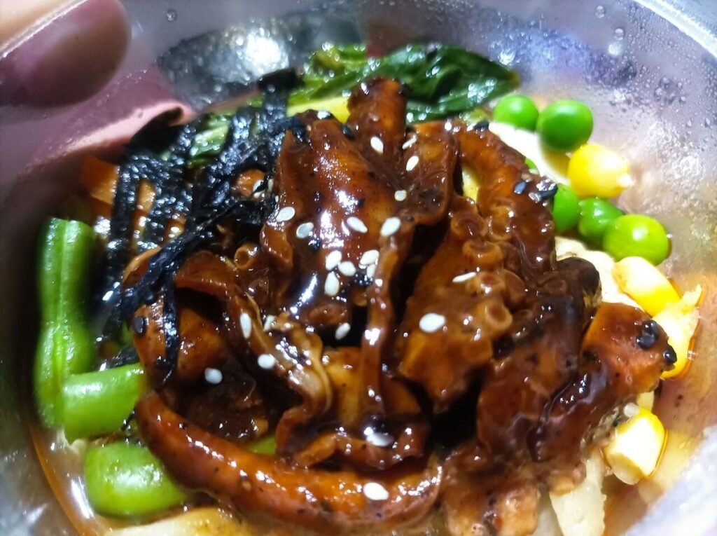 Fusion of Japanese and Meitei cuisines - Mixed bowl of octopus ramen noodles and traditional Meetei vegetables - Imphal, Kangleipak (Manipur) 01
