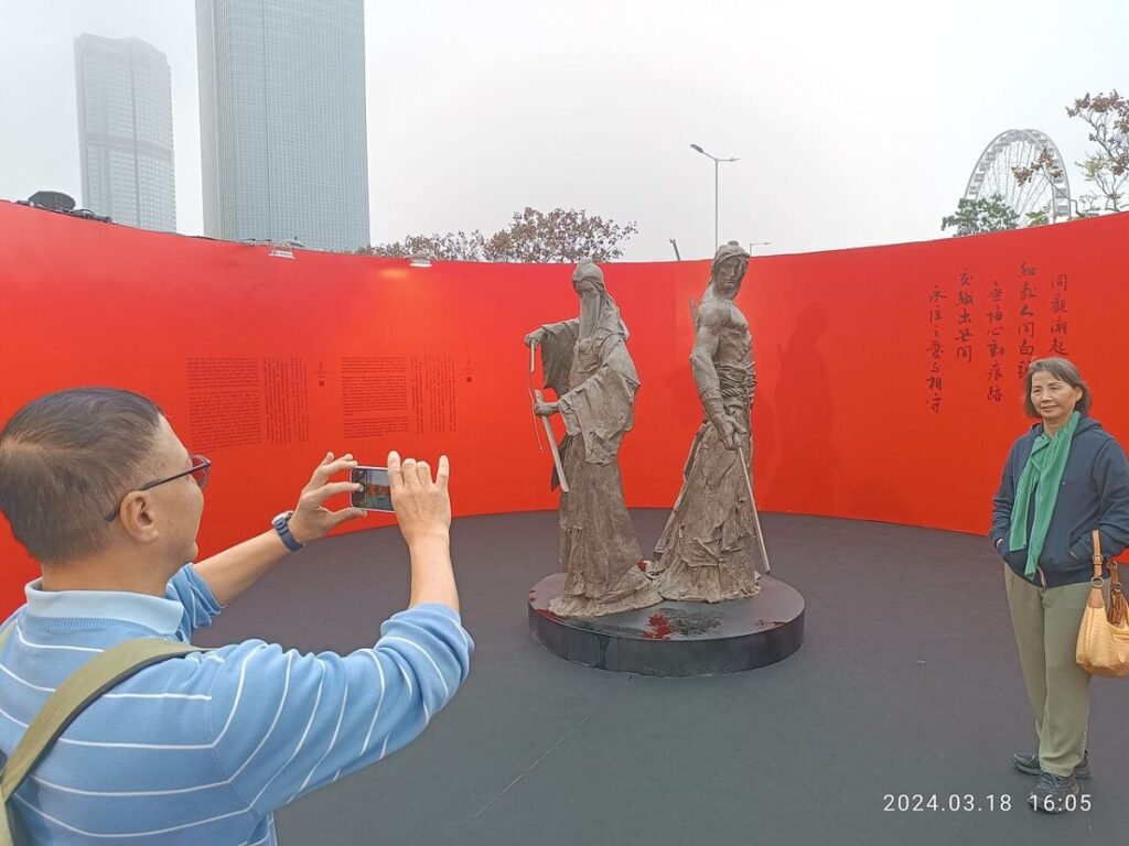 HK 中環 Central 愛丁堡廣場 Edinburgh Place exhibition 俠之大者 A Path to Glory 金庸 百年誕辰紀念 Jin Yong’s Centennial Memorial n 任哲雕塑展 Artworks sculptures by Mr Ren Zhe March 2024 R12S 314