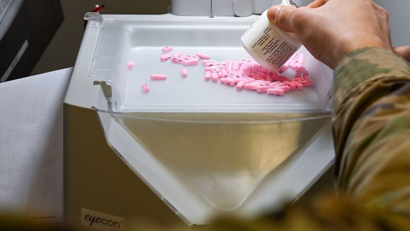 Il farmacista guardiano delle terapie miste: integratori e medicinali al banco
