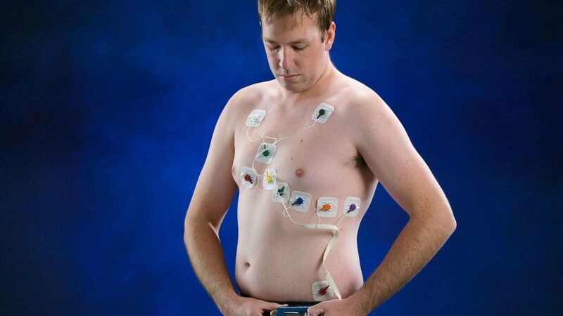 Come la scienza costruisce il suo sapere: tra logica e osservazione