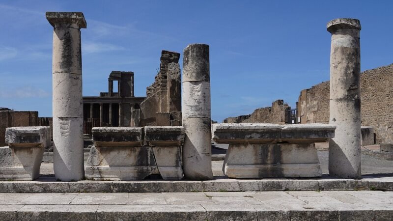 Le voci dimenticate di Pompei. Quando la tecnologia restituisce i graffiti invisibili