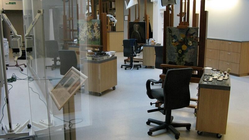 Il mistero dei colori che sbiadiscono. Come scienza e arte uniscono le forze per salvare i capolavori