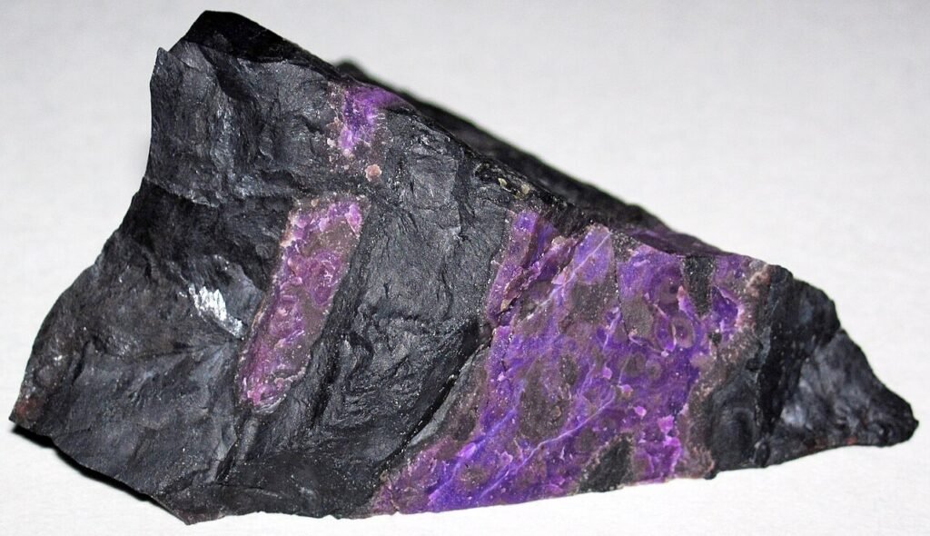Gli «sfollati minerari»: il lato oscuro della transizione energetica in Africa