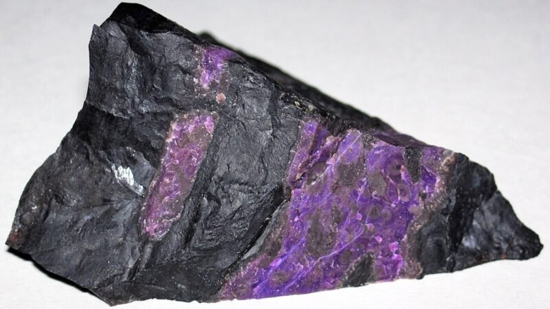 Gli «sfollati minerari»: il lato oscuro della transizione energetica in Africa
