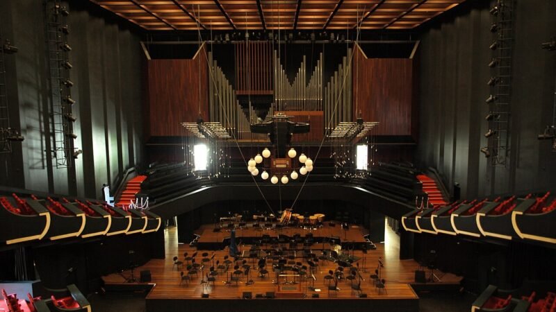 Quando la matematica diventa concerto: la lezione di Zurria e Ravaglia
