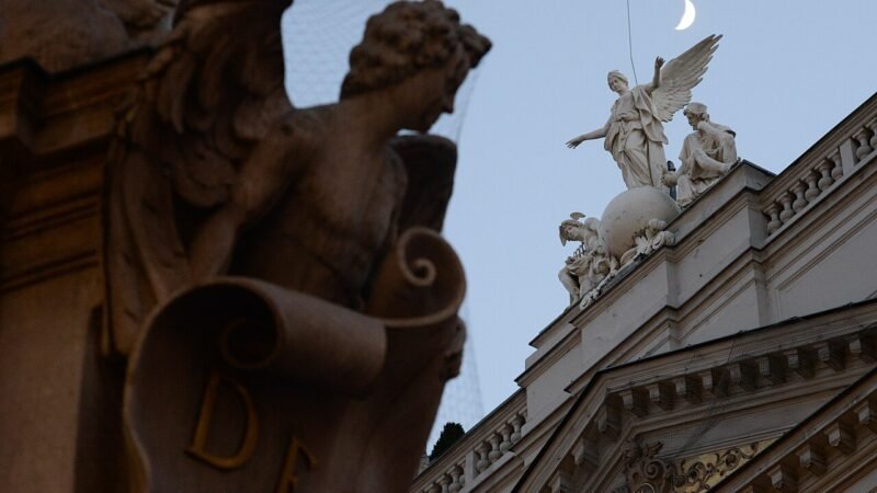 Il mito di Orfeo come specchio del nostro tempo: quando lo sguardo al passato diventa salvezza o condanna