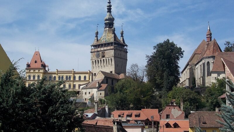 La tavola nel cuore medievale: come mangiare racconta Sighișoara