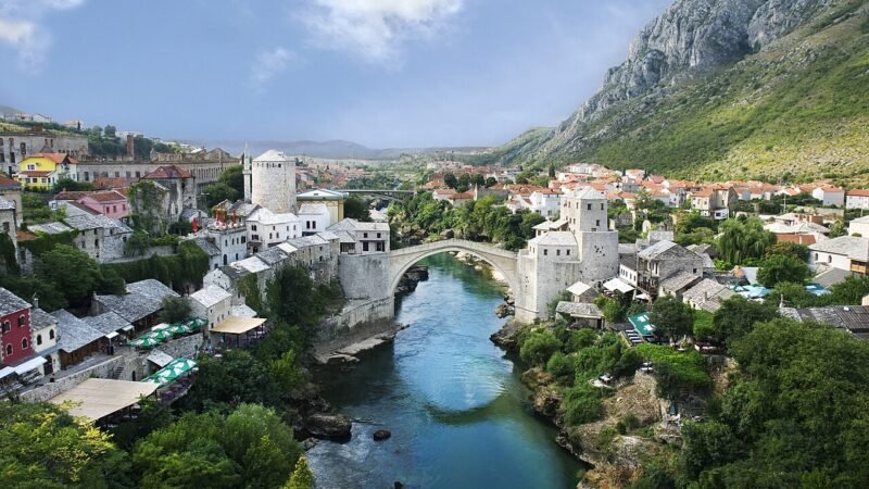 Mostar: il ponte ricostruito racconta una città tra storia e guerra